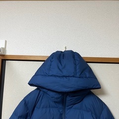 UNIQLO ユニクロ シームレスダウンパーカ Lの画像