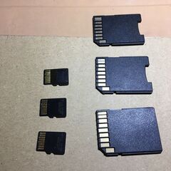 【郵送可能】Team他　microSDカード128ＧＢ　3枚の画像