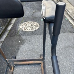 懸垂マシンの画像