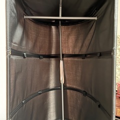 IKEA キャスター付きハンガーラック２個の画像