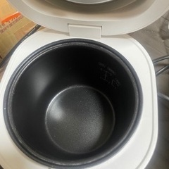 炊飯器の画像