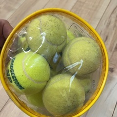 テニスボールの画像