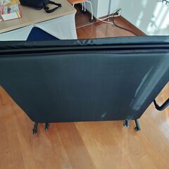 折りたたみセミダブルベッド　中古の画像