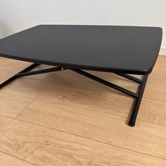 高さ調節テーブルの画像