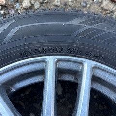 スタッドレスタイヤセット　195/65R15の画像