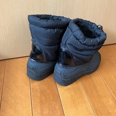 子ども用スノーブーツの画像