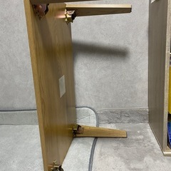 四角いローテーブルの画像