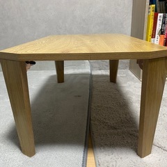 四角いローテーブルの画像