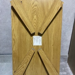 四角いローテーブルの画像