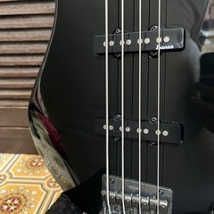 Ibanez  GIO ベースの画像