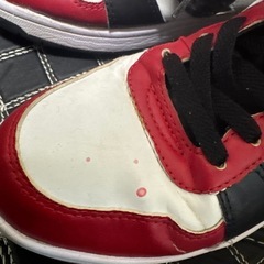 オールスター　スニーカー　の画像