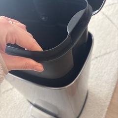 ゴミ箱の画像