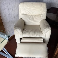 ニトリ　一人用　リクライニング？ソファの画像