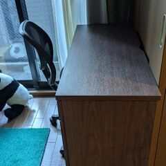 デスク＆ワークチェアの画像