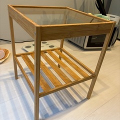 IKEA NESNA サイドテーブル ナチュラルの画像