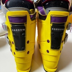 スキーブーツ　スキー靴　の画像