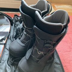 スノーボード４点セット（板・ブーツ・ビンディング・ケース）の画像