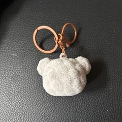 BABYTHREE ベイビースリー フロッキー仕様キーホルダーの画像