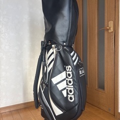 adidas キャディーバッグの画像