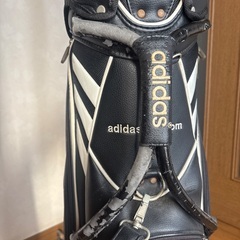 adidas キャディーバッグの画像