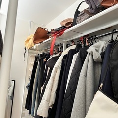 ハンガーラックの画像