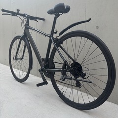 【7万で購入】クロスバイク 黒 700C 美品 アルミ超軽量モデル　高級シマノ社製変速付き ロード ピスト　マウンテン BMX ビーチクルーザー お洒落 自転車【早い者勝ち】の画像