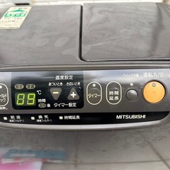 三菱　石油ファンヒーターの画像