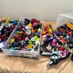 【正月まとめ売り】宝の山をお子様へのサプライズに！仮面ライダー戦隊系　の画像