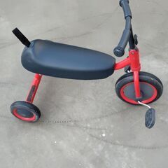 折りたたみ三輪車の画像