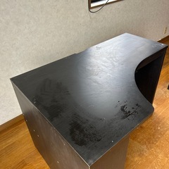 パソコンデスクの画像