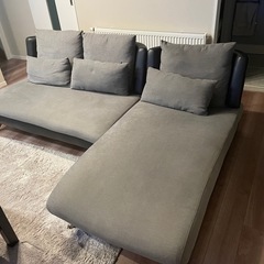 カウチソファ
の画像
