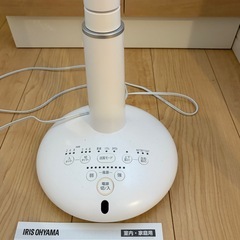 アイリスオーヤマ STF-DC152T-W サーキュレーター扇風機の画像