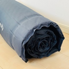 インフレーターマット、ワンタッチテントの画像