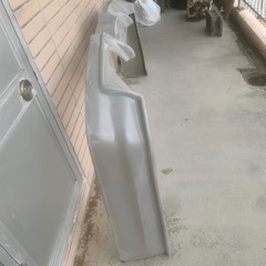 r34 4ドア用　リアリップ　パーツランド製の画像