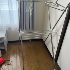 物干しラック2個の画像