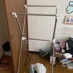 物干しラック2個の画像