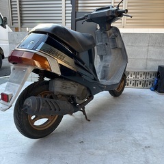 アドレス50 実働 バッテリー新品交換 セル始動OK 即日の配送も可能ですのでご相談ください 軽くて速い2ストマシン 原付　の画像