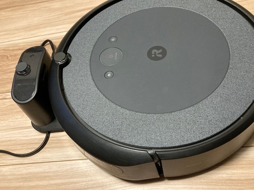 【箱・説明書付】iRobot ルンバ i5 ロボット掃除機（ブラシ欠品・動作確認済