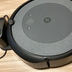 【箱・説明書付】iRobot ルンバ i5 ロボット掃除機（ブラシ欠品・動作確認済の画像