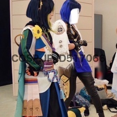 【引退処分】コスプレ衣装＋ウィッグ大量セットの画像