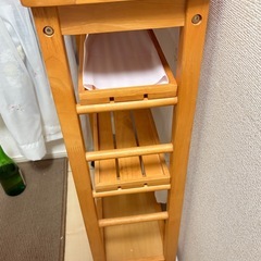 収納ラックの画像