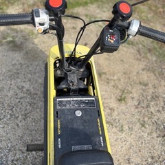 バイク多数出品中〜　モトコンポ　黄色　　　バイク　車体の画像