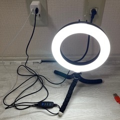 値段交渉可【撮影用】自撮り、模型撮影用照明の画像