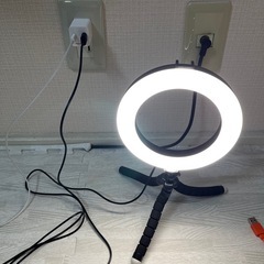 値段交渉可【撮影用】自撮り、模型撮影用照明の画像