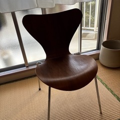 セブンチェアの画像