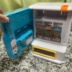 アンパンマン　自動販売機　　ジュースの画像