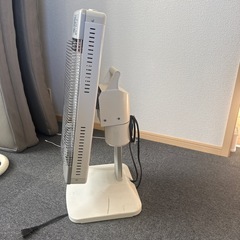 遠赤外線ストーブの画像