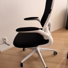 オフィスチェアの画像