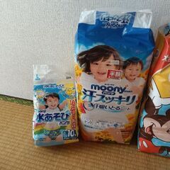 新品未使用開封　子供用オムツの画像