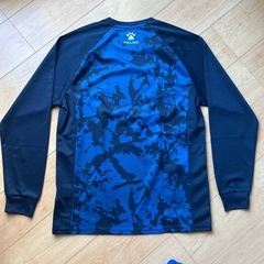 KELME サッカー　フットサル　トレーニングシャツ
の画像